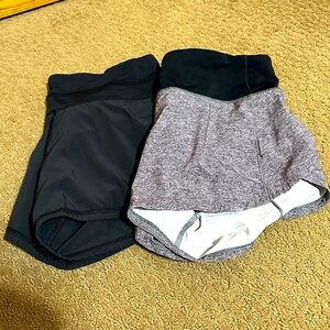 Selling together 2 pairs of Lulu shorts